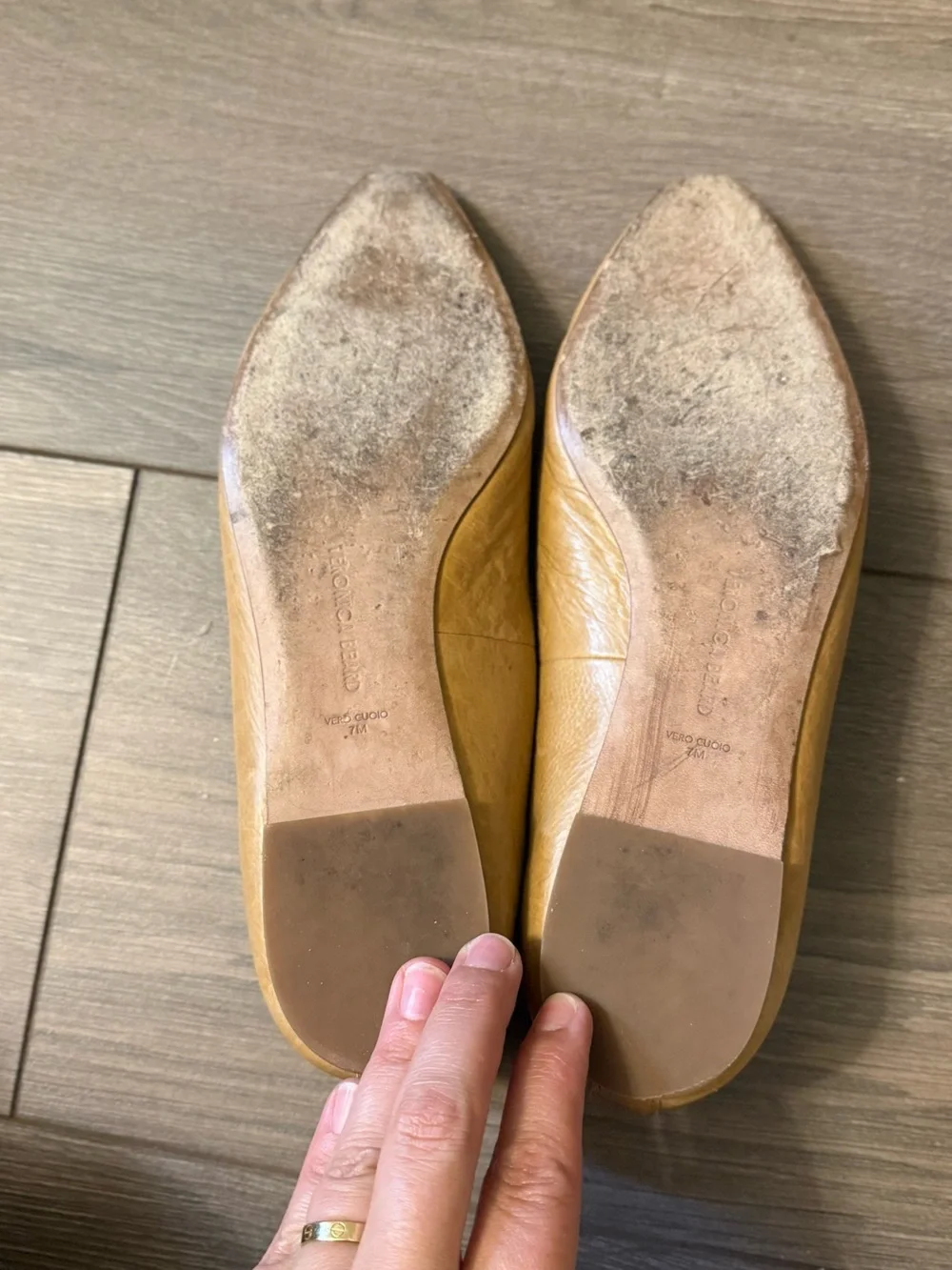 Veronica Beard Tan Pointed-Toe Leather Ballet Flats with Bow